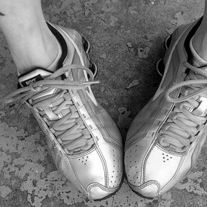 Silver Nike shox